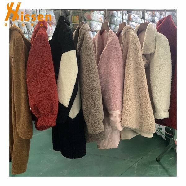 Wholesale Used Lady Short Coat(Thin) (3)