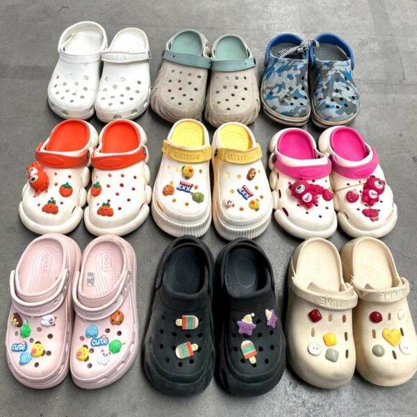 slippers